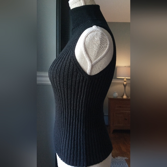 Express Top - Picture 5 of 8